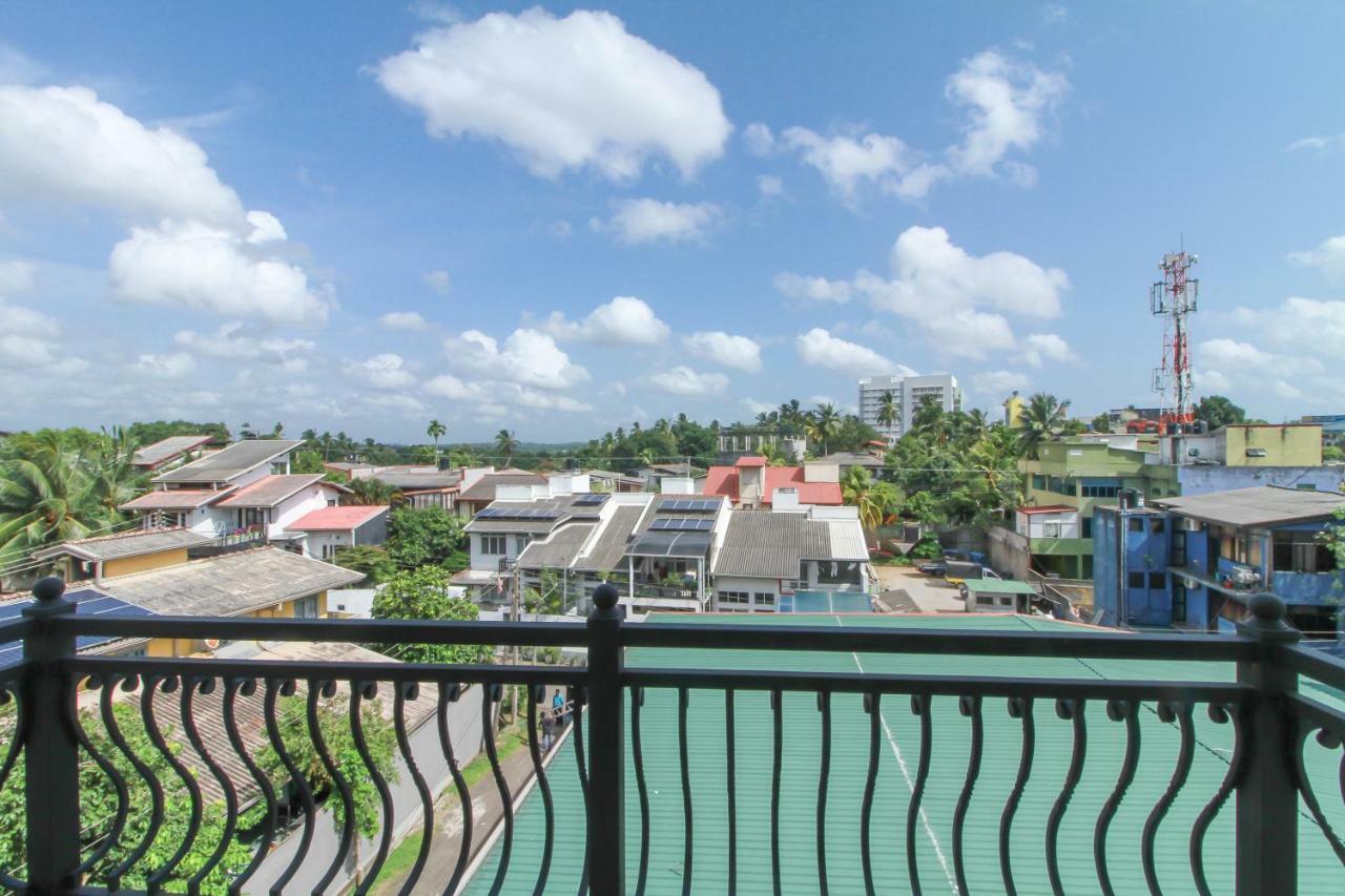 Hotel Queensbury Malabe Kaduwela Εξωτερικό φωτογραφία