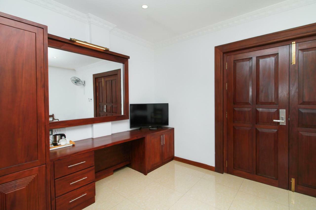 Hotel Queensbury Malabe Kaduwela Εξωτερικό φωτογραφία